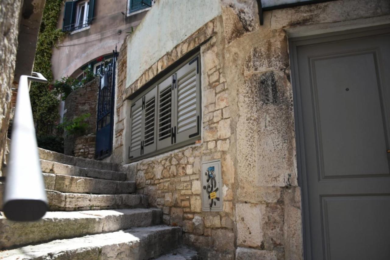 Modern Stairs Apartment Rovinj Exterior foto