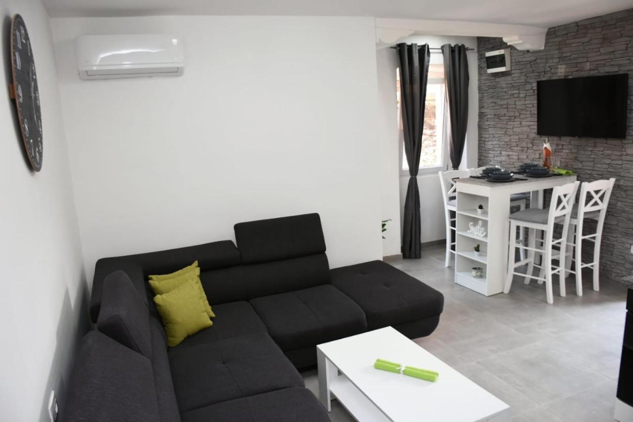 Modern Stairs Apartment Rovinj Exterior foto